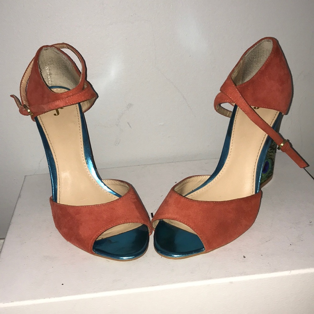 ✨💥 Spring Sale! June Ambrose - wedge sandal💥✨